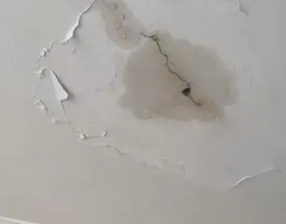 巴东阳台漏水维修公司分享下屋面防水工程质量问题原因分析